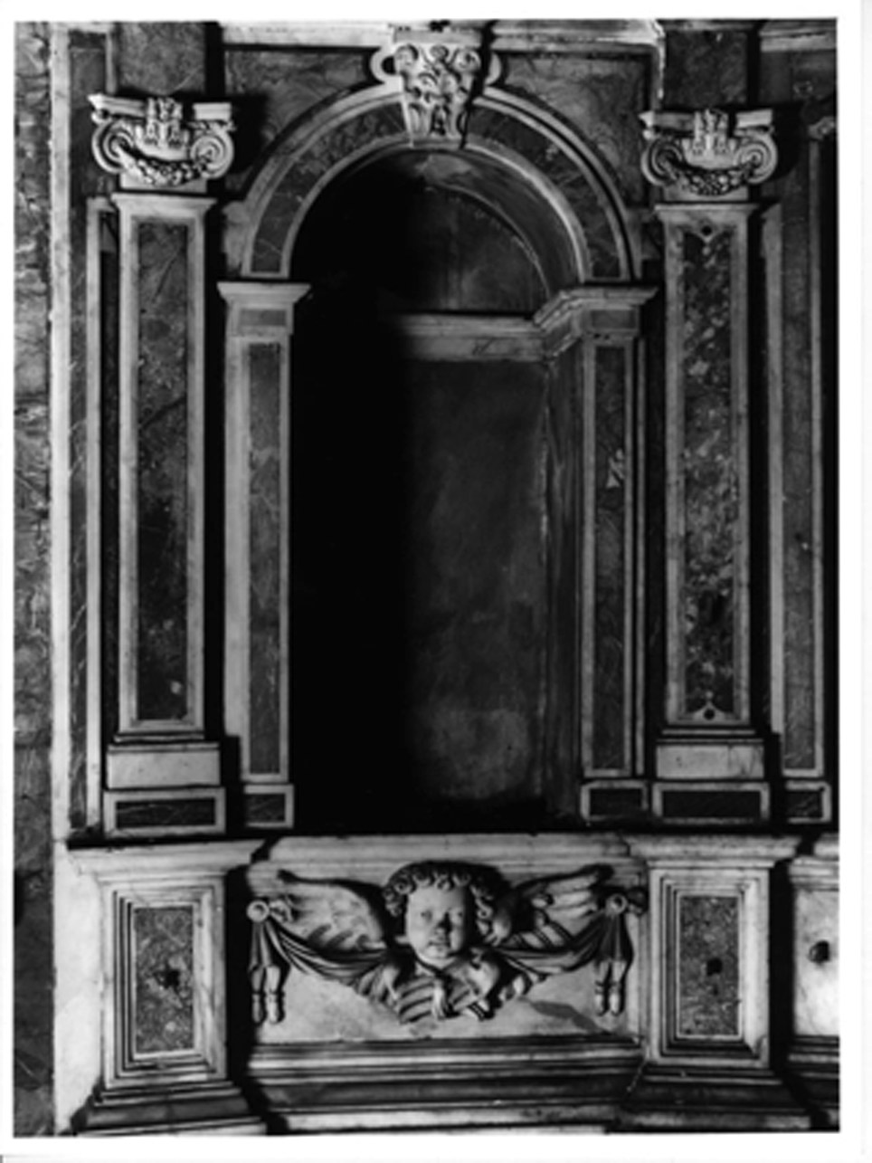 decorazione plastica - bottega napoletana (metà sec. XVII)