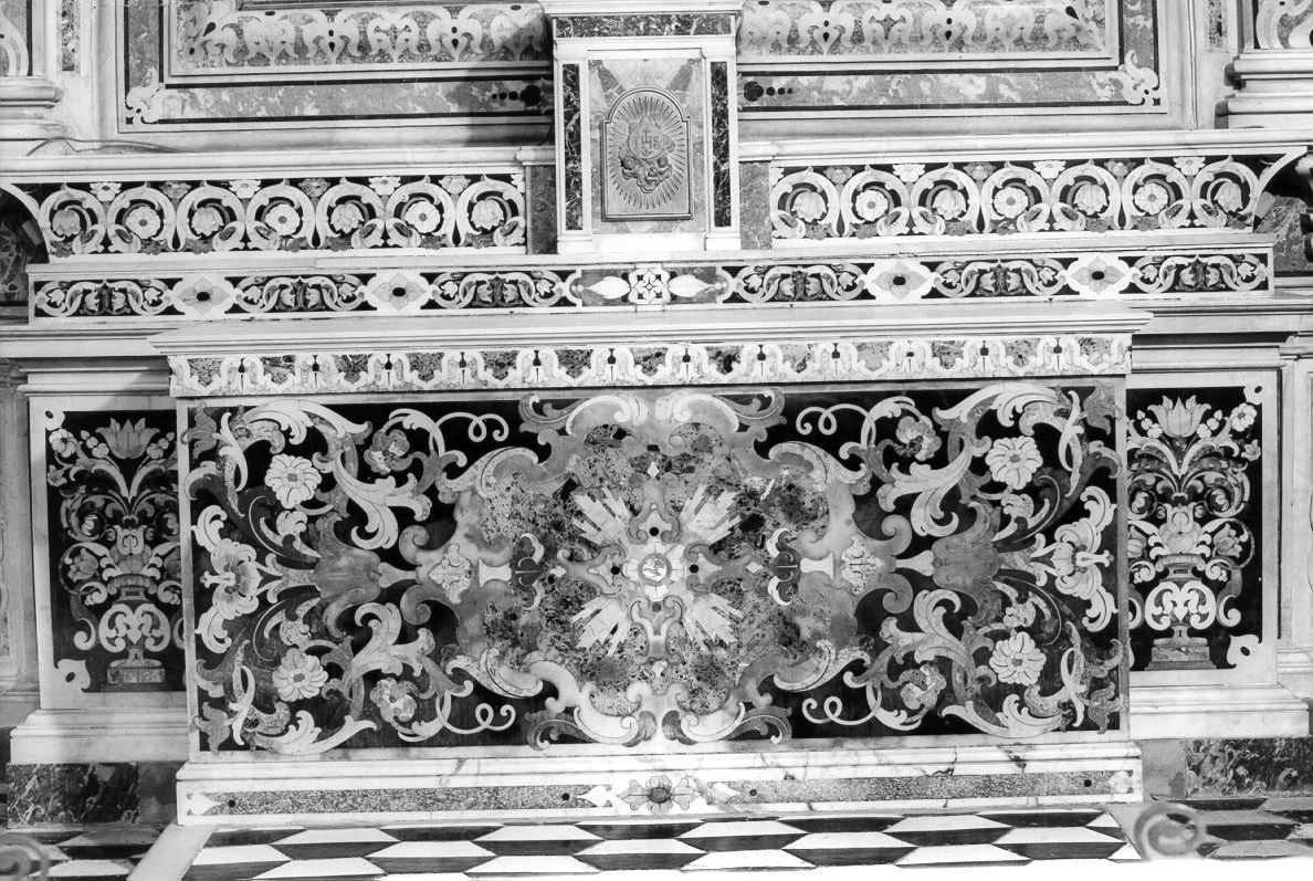 altare, elemento d'insieme di Ragozzino Giovanni Camillo (sec. XVII)