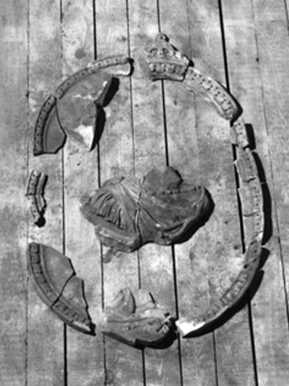 lastra, frammento - bottega napoletana (prima metà sec. XVI)