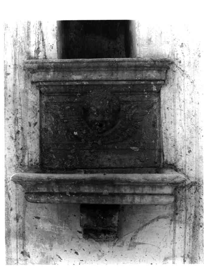lavabo da sacrestia - bottega napoletana (seconda metà sec. XVIII)