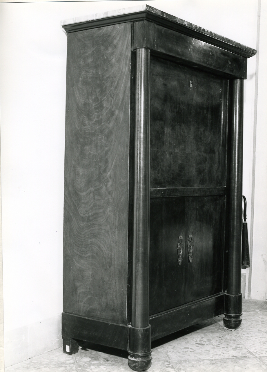 secrétaire - manifattura napoletana (Seconda metà sec. XIX)