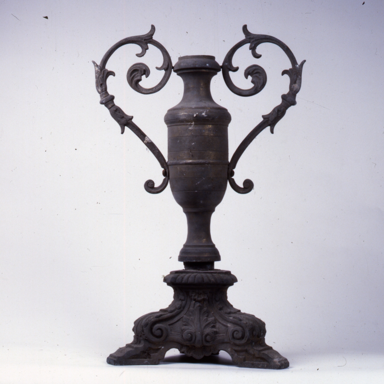 VASO PORTAPALMA, SERIE - MANIFATTURA NAPOLETANA (INIZIO SEC. XIX)