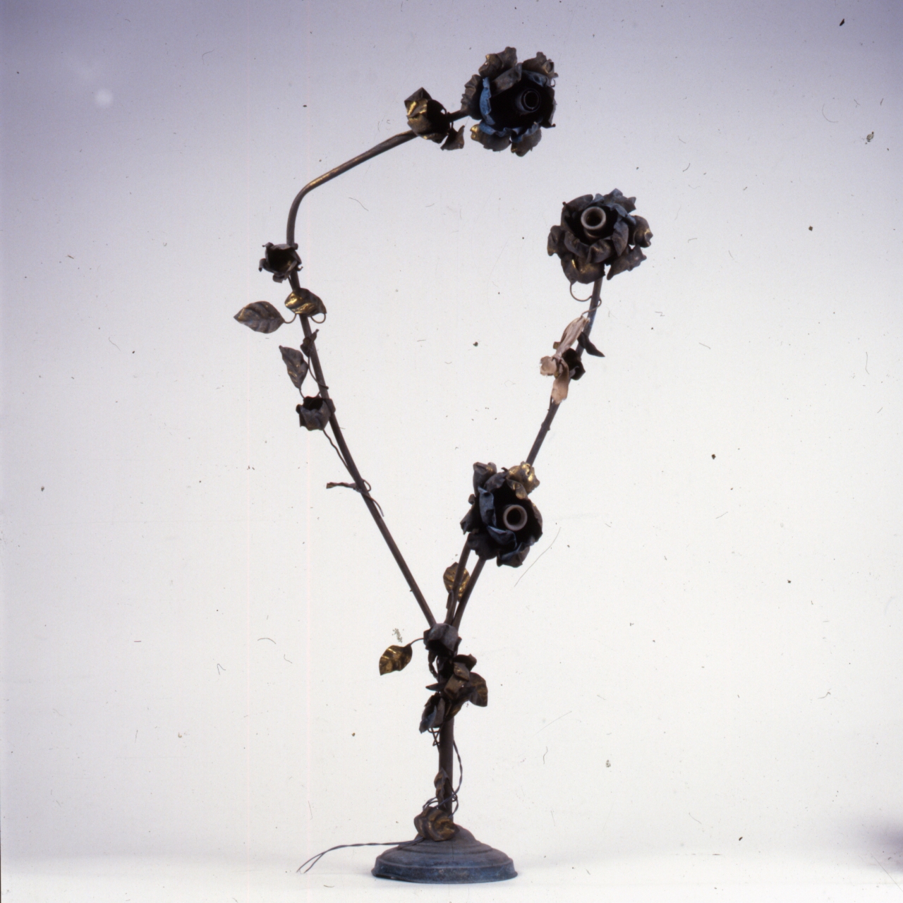 LAMPADA A STELO, SERIE - MANIFATTURA NAPOLETANA (Prima metà SEC. XX)