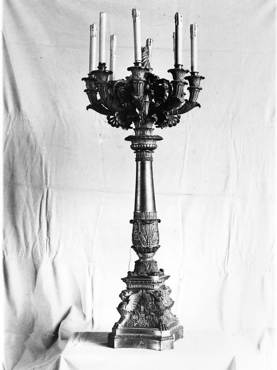 candelabro, serie - bottega francese (prima metà sec. XIX)