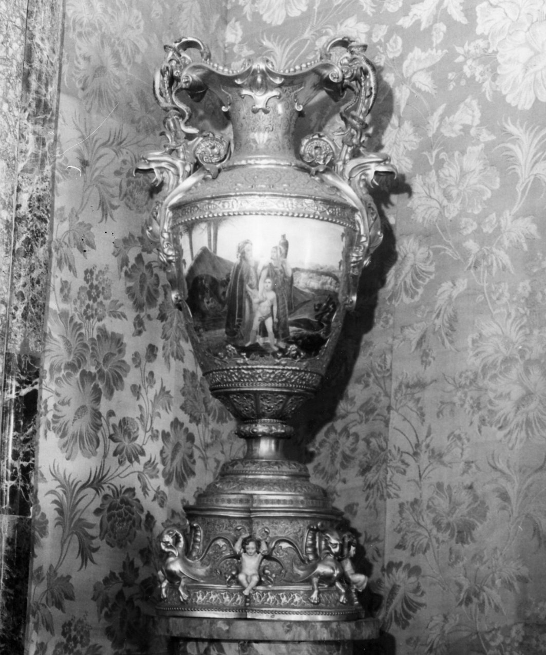 Abramo scaccia Agar ed Ismaele (vaso) di Giovine Raffaele - manifattura di Sèvres (sec. XIX)