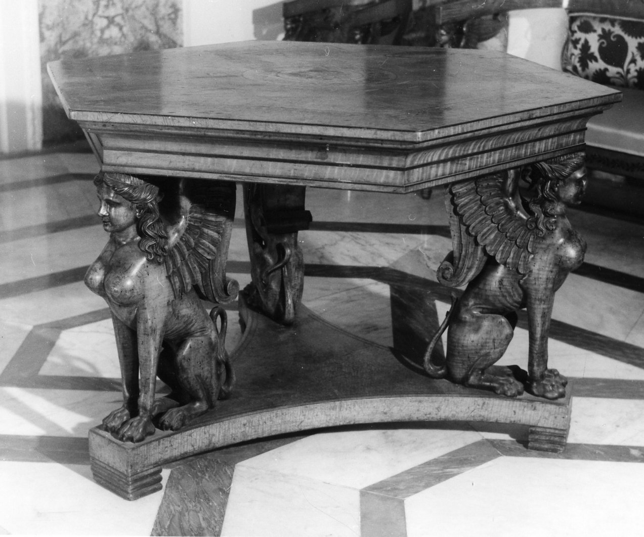 tavolo - bottega tedesca (prima metà sec. XIX)