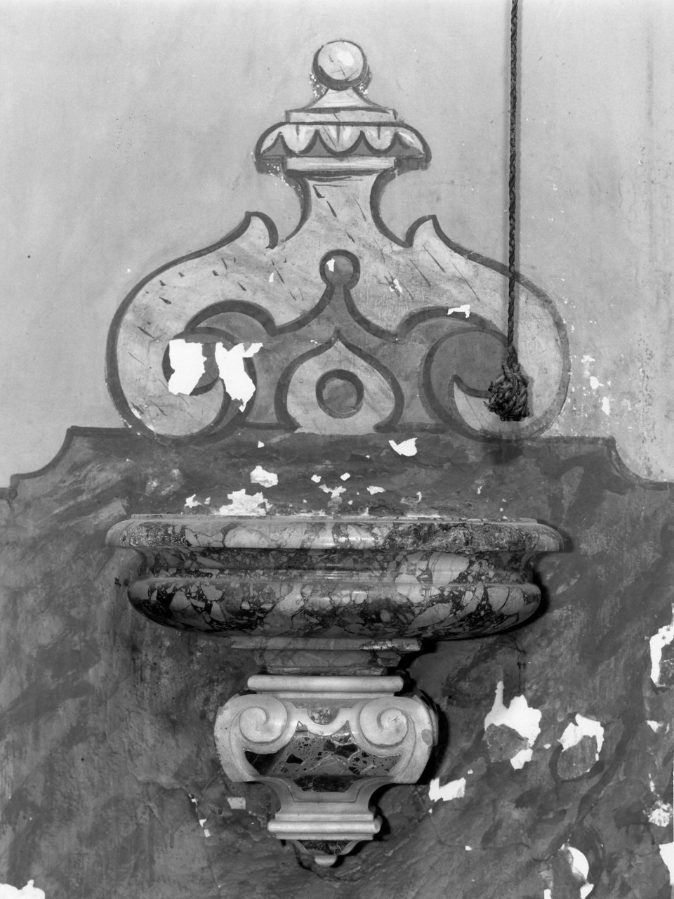 acquasantiera - bottega napoletana (seconda metà sec. XVII)