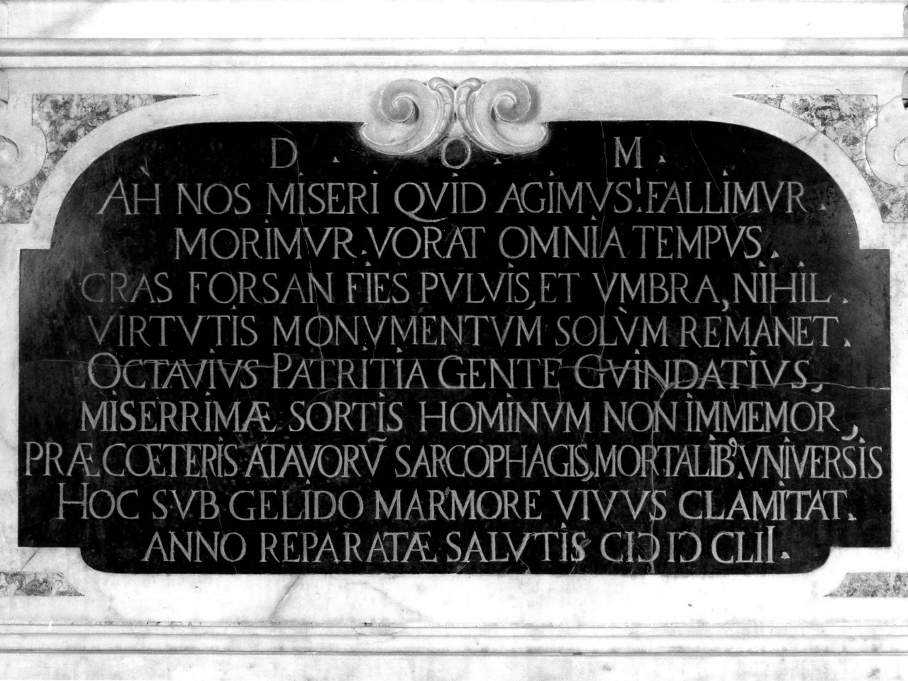 lapide tombale di Finelli Giuliano (maniera) (sec. XVII)