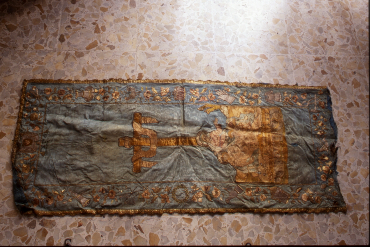 pietà (conopeo di tabernacolo) - manifattura napoletana (prima metà sec. XIX)