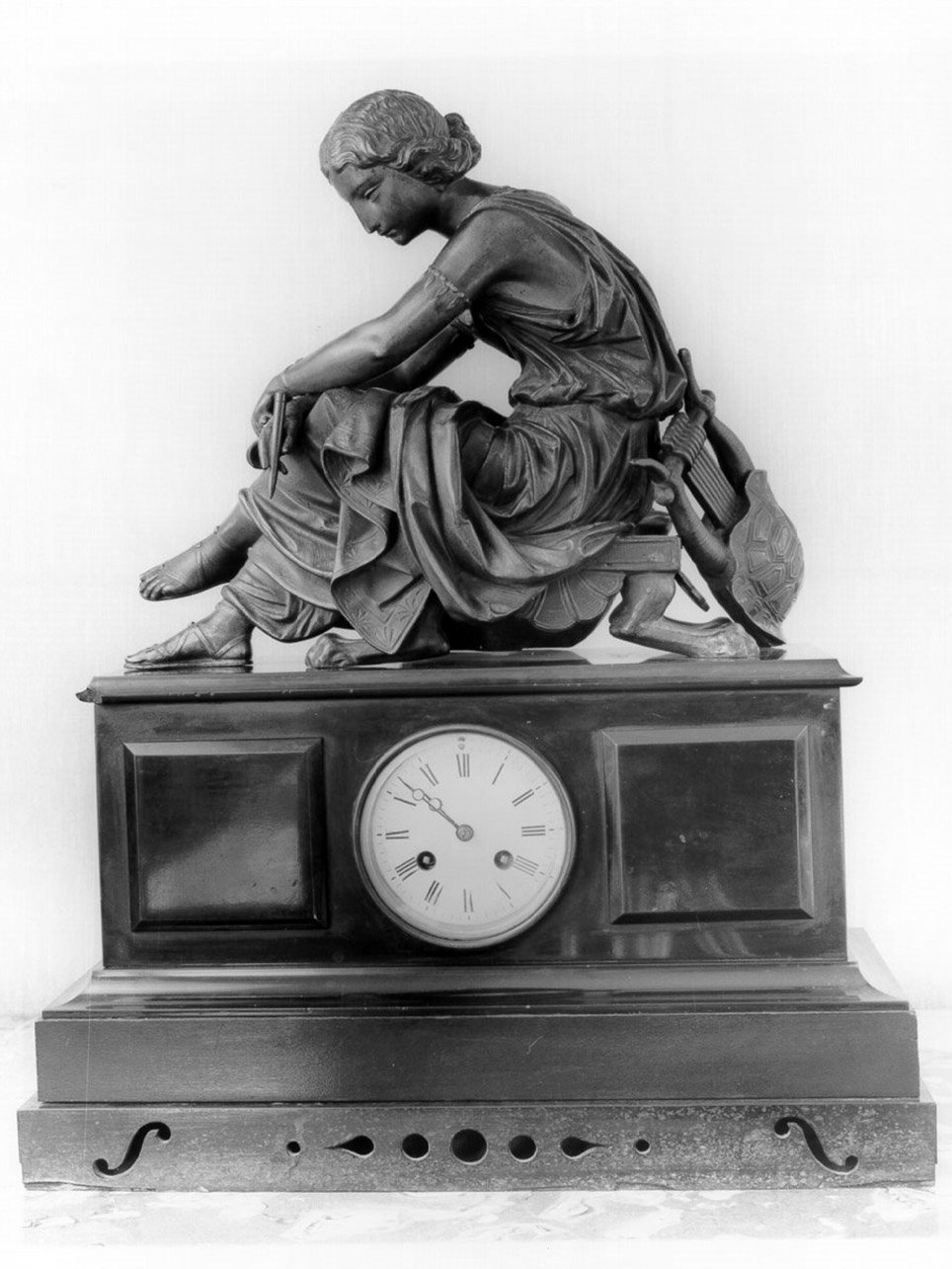 ALLEGORIA DELLA POESIA (OROLOGIO DA TAVOLO) - manifattura napoletana (Metà sec. XIX)