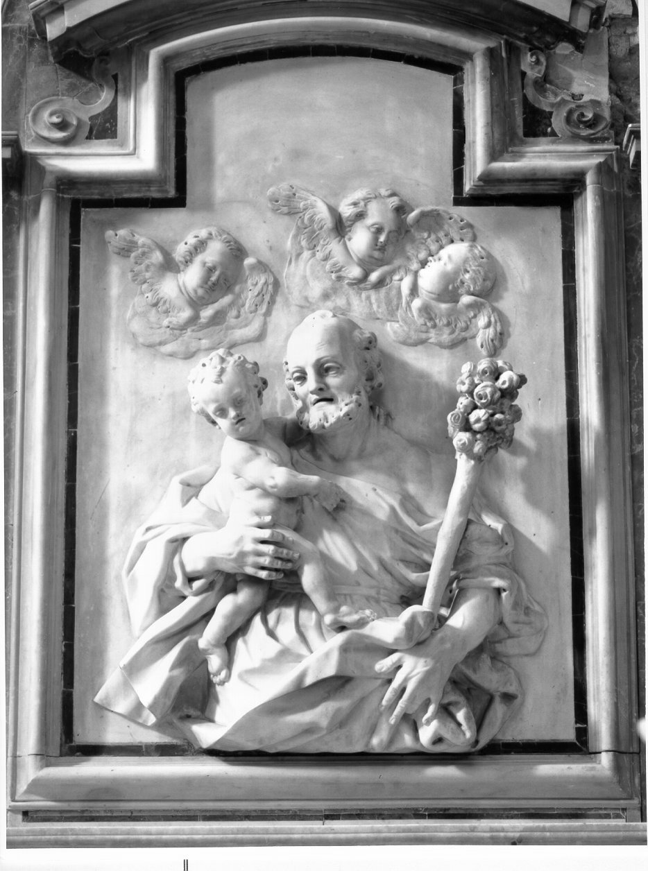 San Giuseppe e Gesù Bambino (rilievo) - ambito napoletano (prima metà sec. XVIII)
