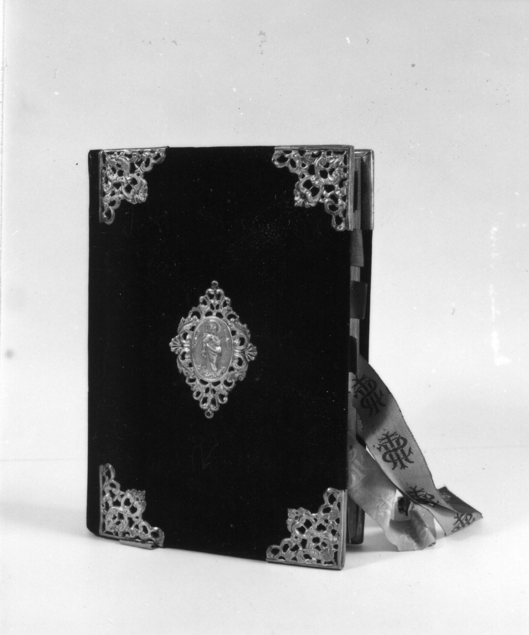 coperta di libro liturgico - manifattura napoletana (inizio sec. XX)