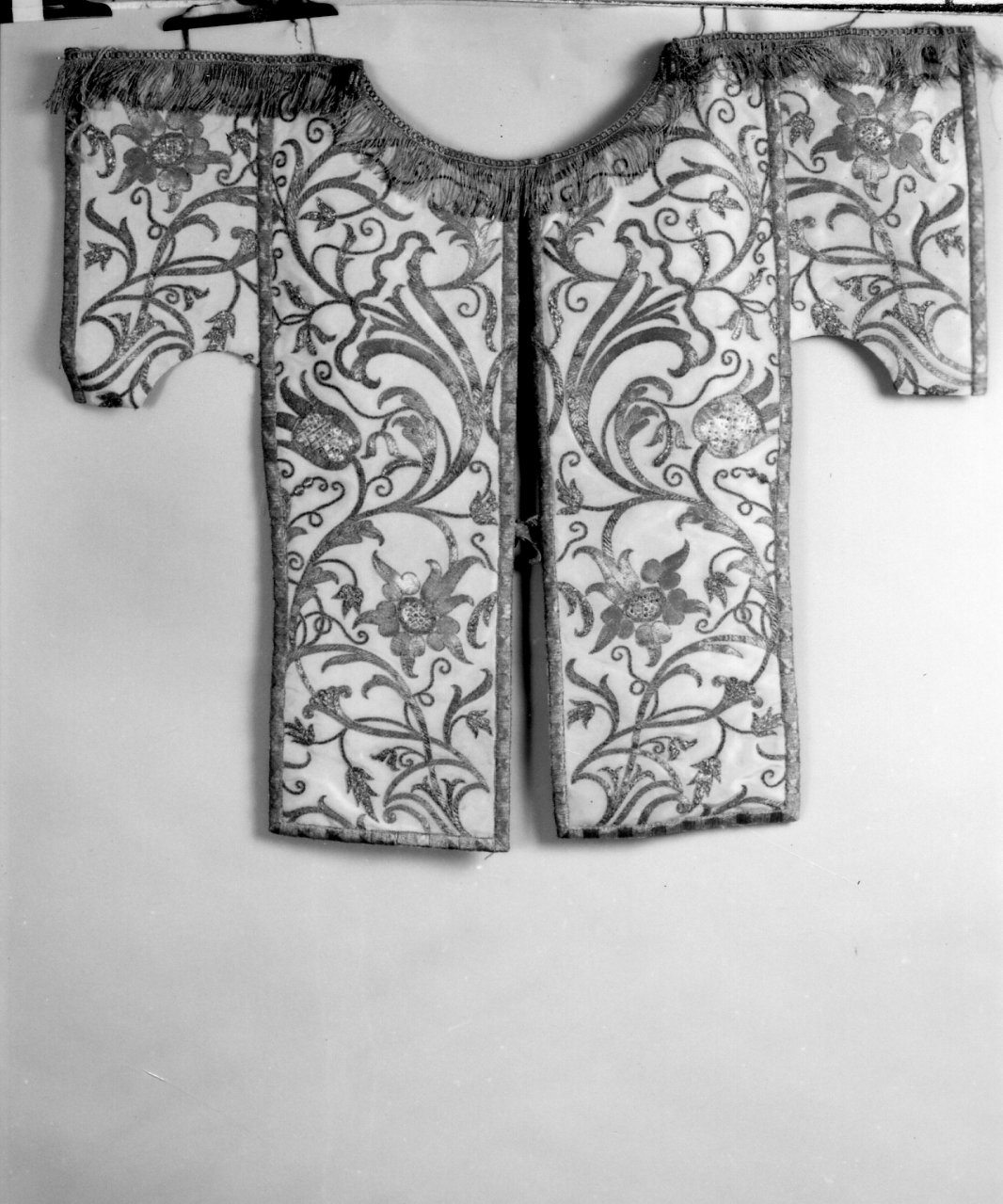 conopeo di pisside - manifattura napoletana (seconda metà sec. XVIII)