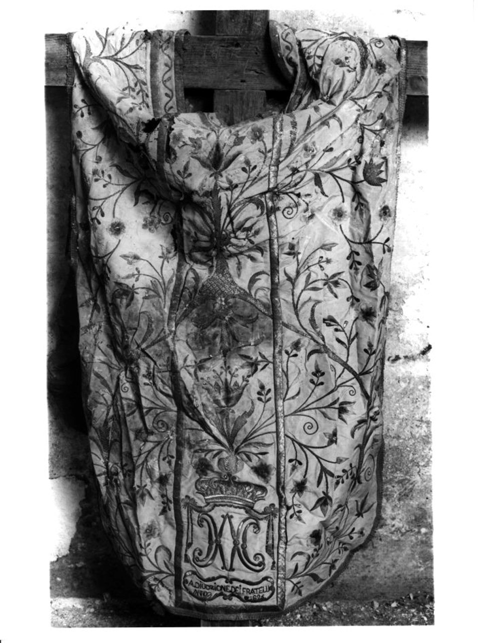 pianeta, elemento d'insieme - manifattura napoletana (sec. XIX)