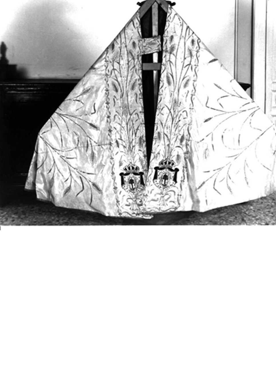 PIVIALE, OPERA ISOLATA - MANIFATTURA NAPOLETANA (FINE sec. XIX)