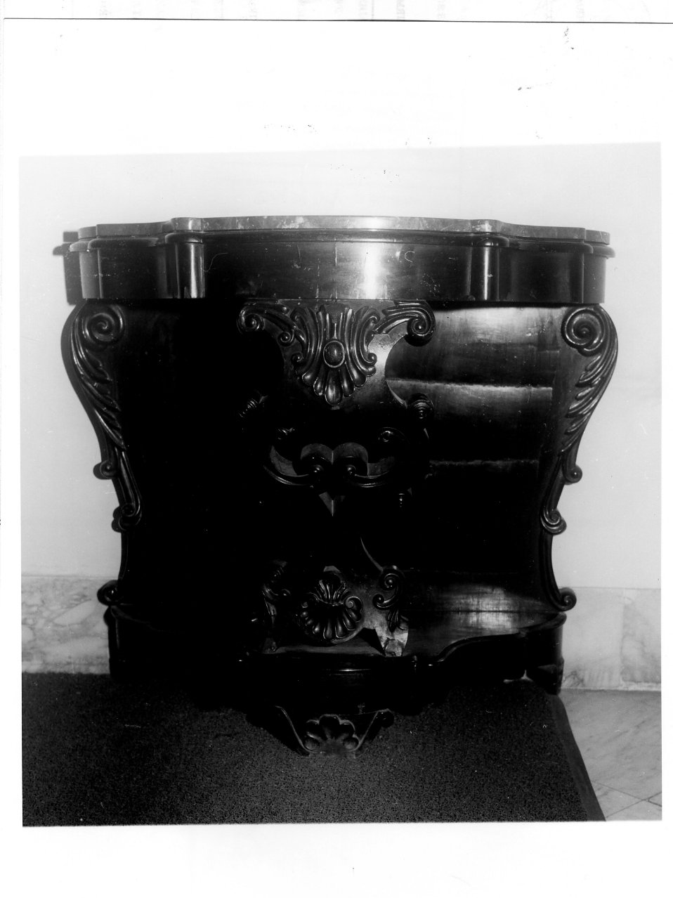 CONSOLE - manifattura napoletana (Metà sec. XIX)