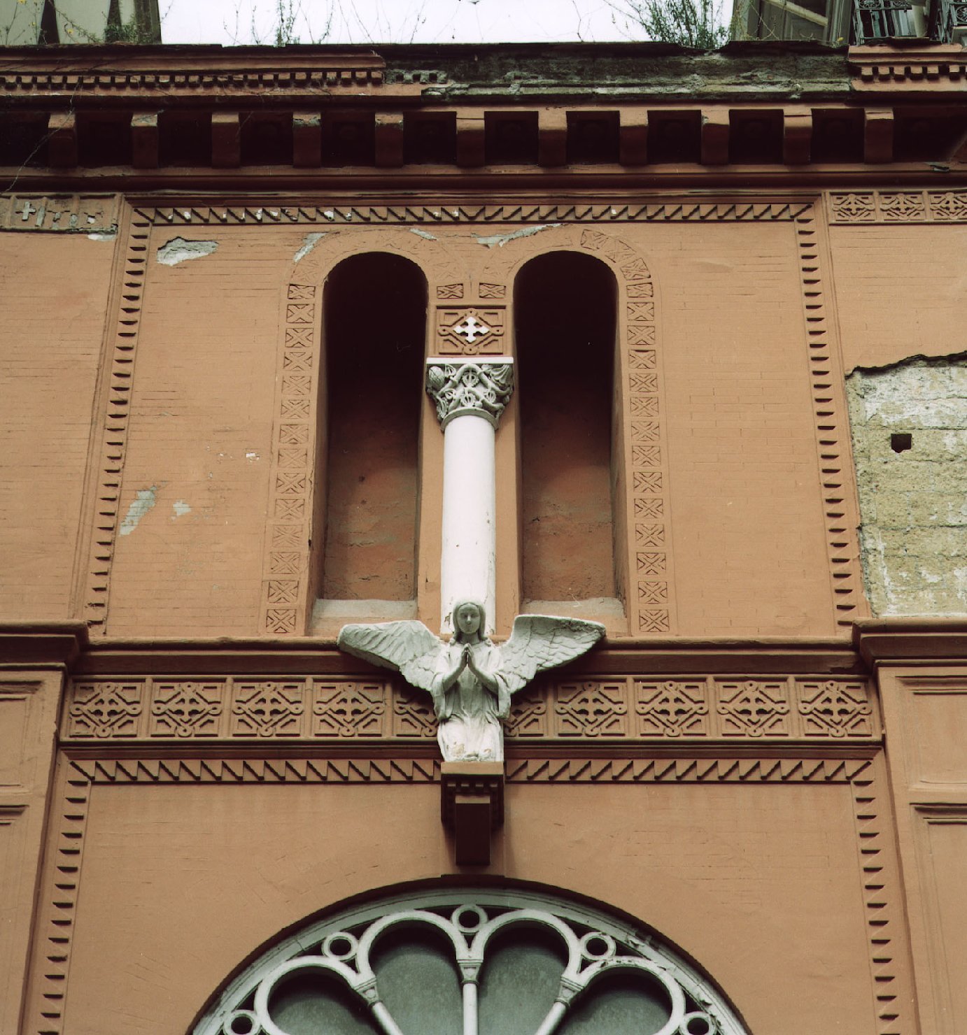bifora di Morelli Domenico (sec. XIX)