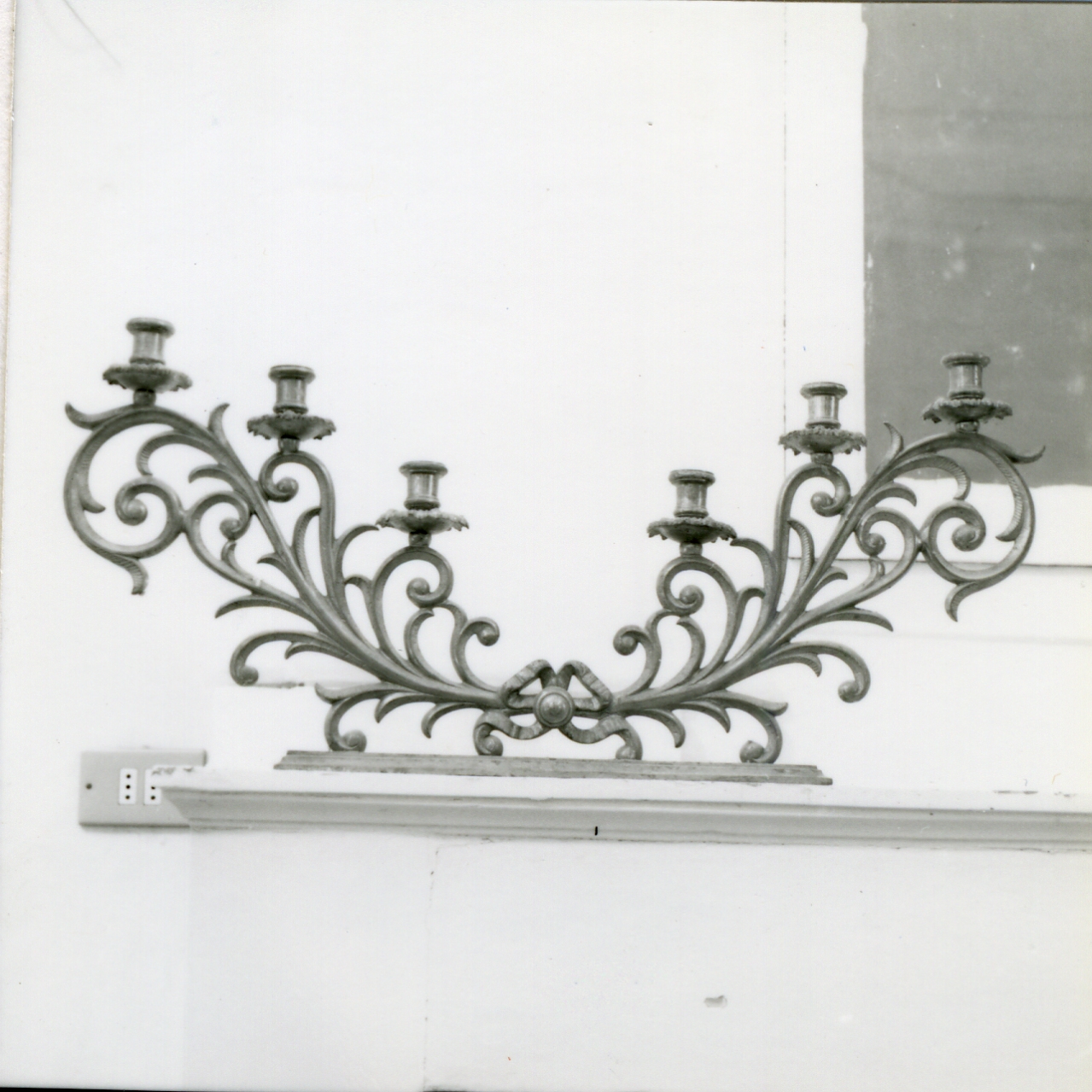 CANDELABRO - A GIARDINETTO - manifattura napoletana (FINE sec. XIX)