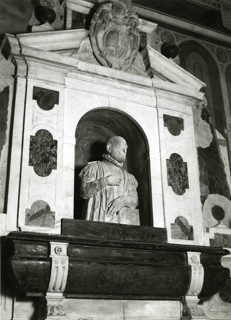 monumento funebre - bottega napoletana (metà sec. XVI)