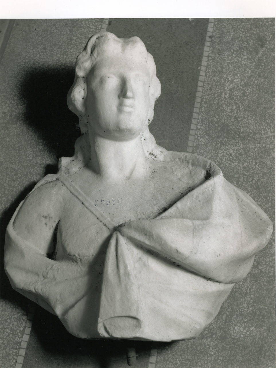 figura femminile (busto) - ambito napoletano (metà sec. XVIII)