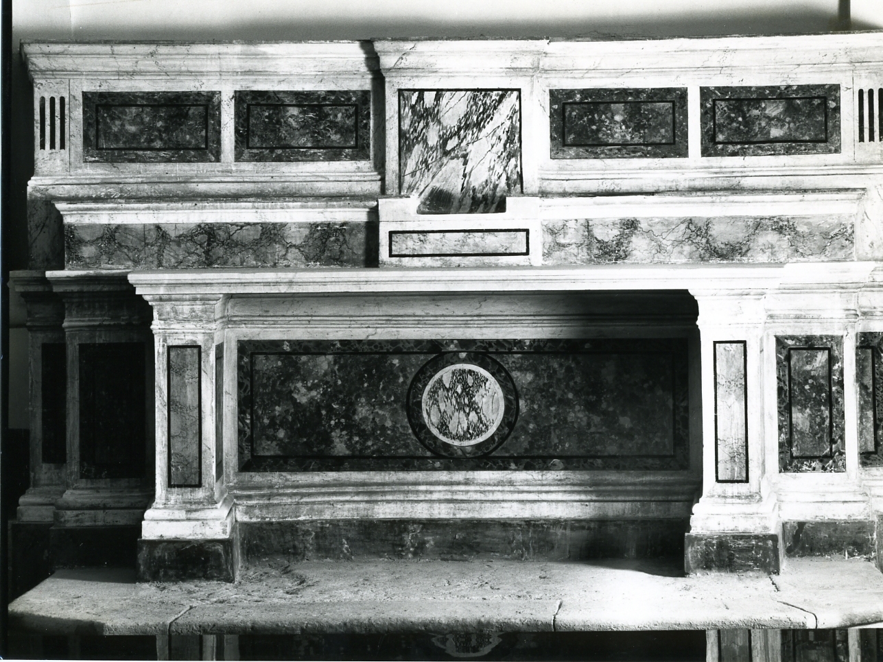 altare - bottega napoletana (seconda metà sec. XIX)
