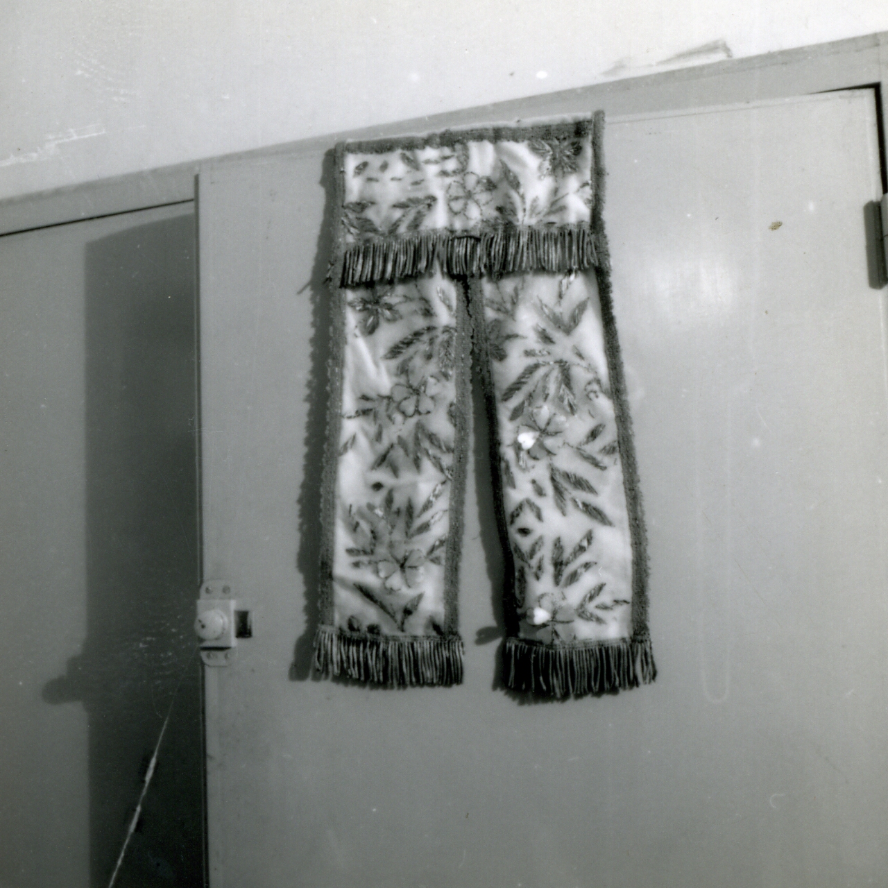 conopeo di tabernacolo - manifattura napoletana (seconda metà sec. XIX)