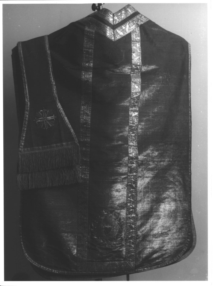 paramento liturgico - manifattura napoletana (metà sec. XIX)