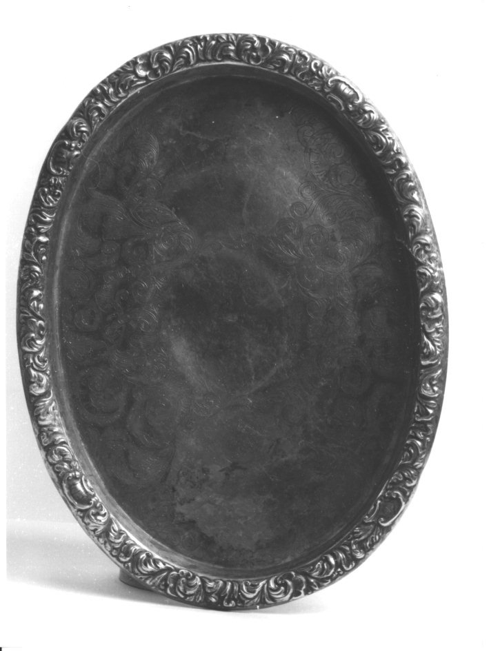 piatto - ovale, ELEMENTO D'INSIEME - bottega argentiera napoletana (Metà sec. XIX)