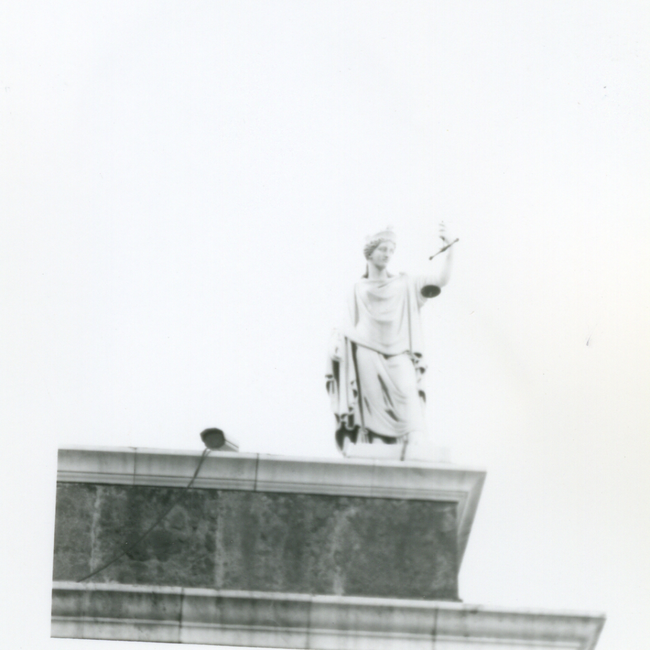 allegoria della Giustizia (statua, elemento d'insieme) - ambito napoletano (prima metà sec. XIX)