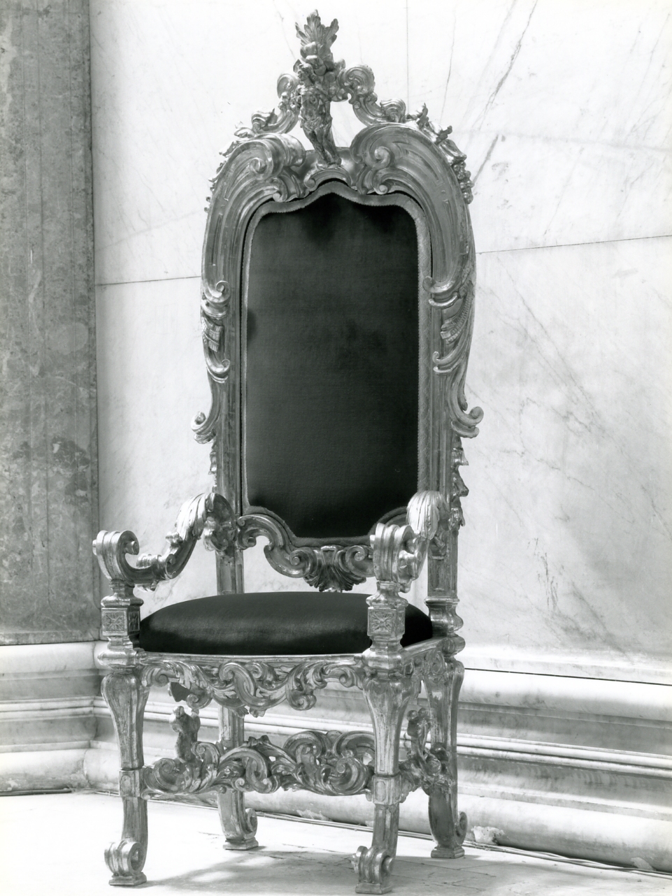 poltrona - da cerimonia - bottega napoletana (seconda metà sec. XVIII)
