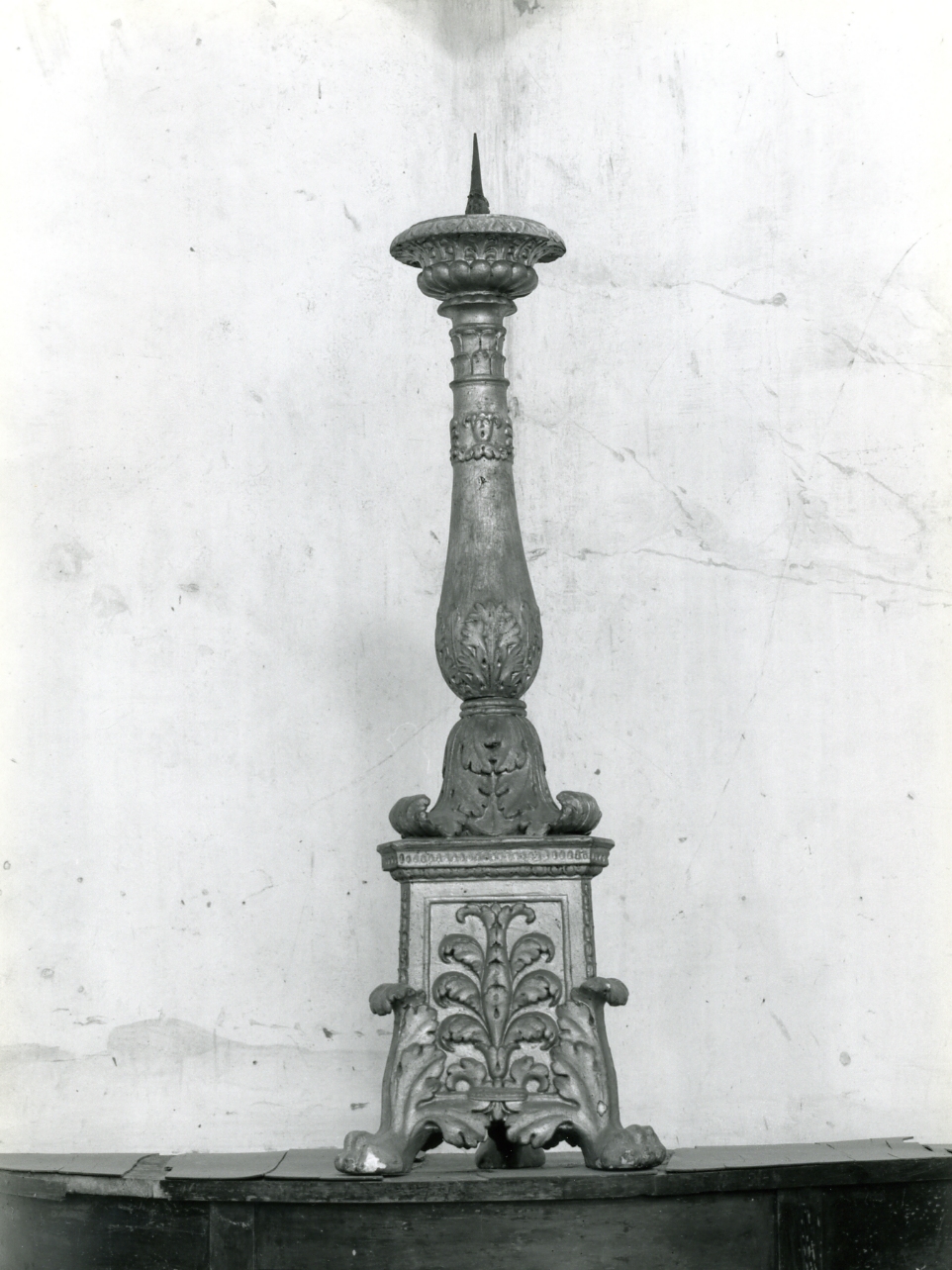 candeliere d'altare, serie - bottega napoletana (prima metà sec. XIX)