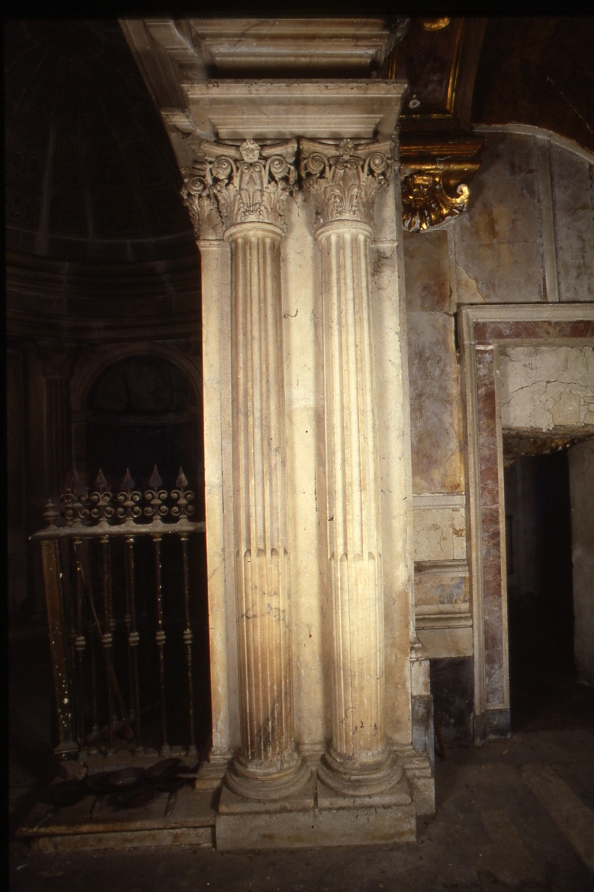 colonna, serie di Ordonez Bartolomeo (cerchia) (prima metà sec. XVI)