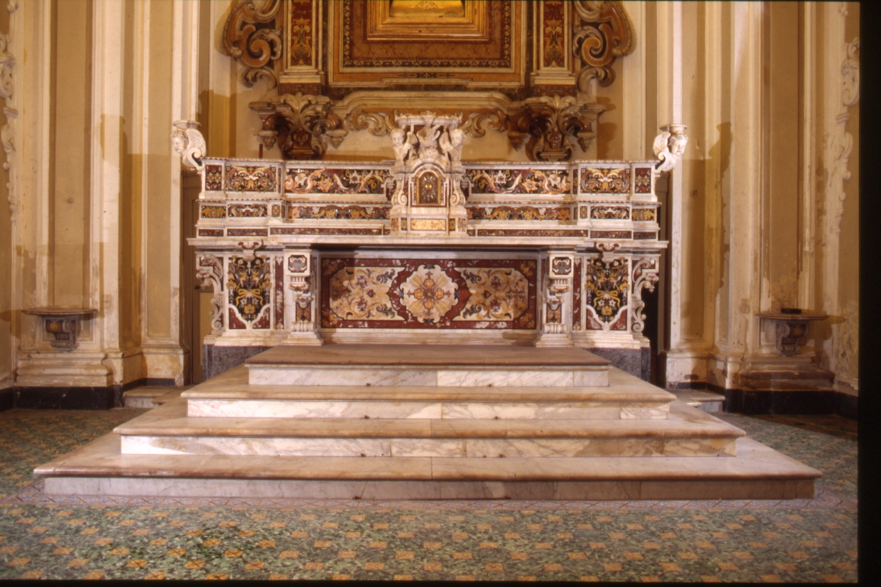 altare maggiore - bottega napoletana (ultimo quarto sec. XVII)