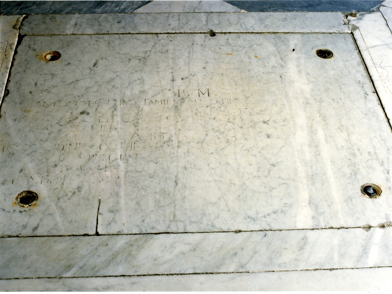 lapide tombale - bottega campana (sec. XVIII)