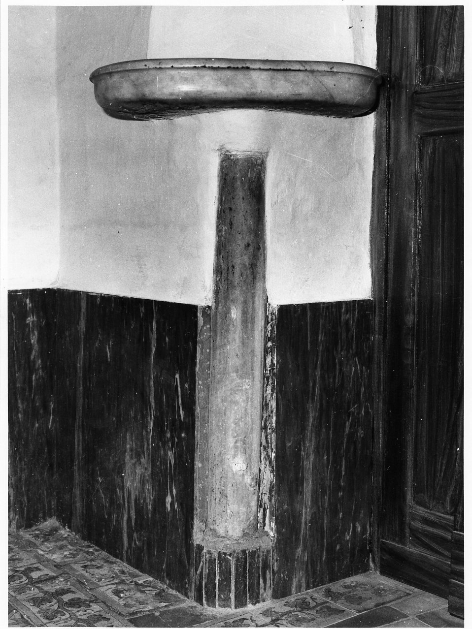 acquasantiera - bottega napoletana (inizio sec. XIX)