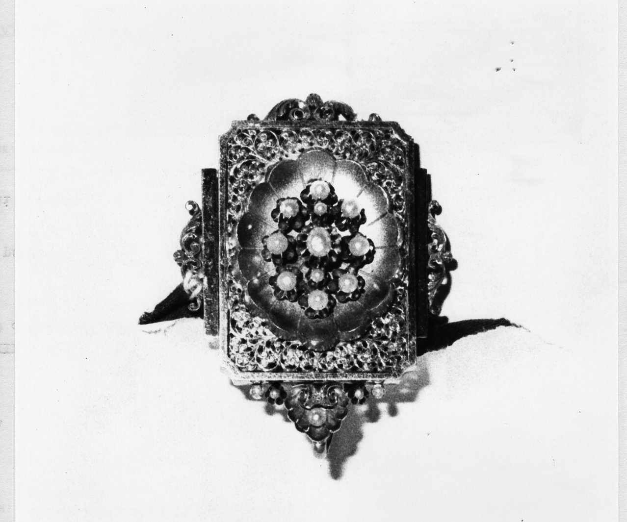 spilla - bottega napoletana (metà sec. XIX)