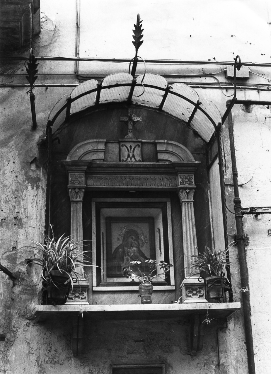 Madonna con Bambino (edicola) - bottega campana (sec. XX)