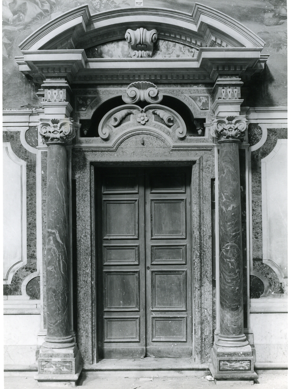 portale, serie di Lazzari Dionisio (metà sec. XVII)