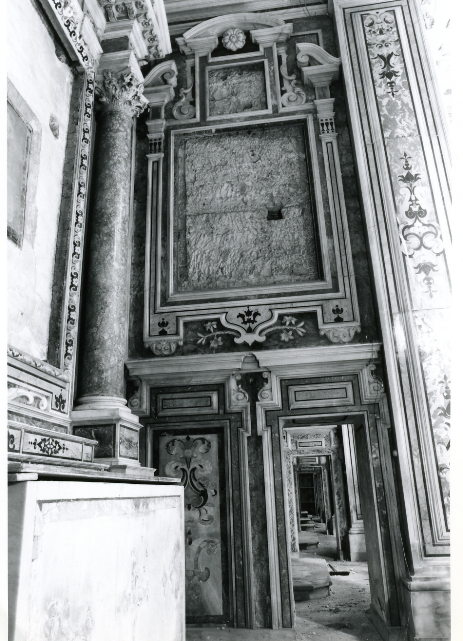 motivi decorativi a volute (decorazione plastico-architettonica) di Lazzari Dionisio (sec. XVII)