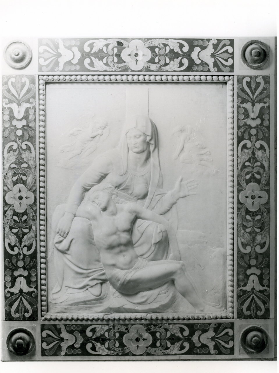 motivi decorativi vegetali (cornice, elemento d'insieme) - bottega napoletana (secondo quarto sec. XVII)