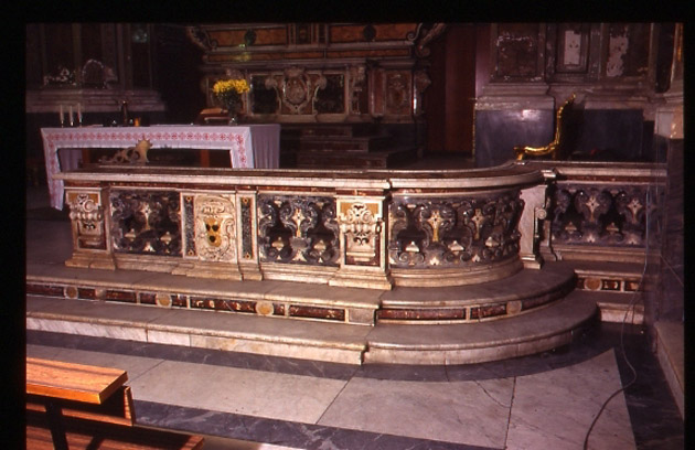 rilievo, elemento d'insieme di Guglielmelli Arcangelo (bottega) (prima metà sec. XVIII)
