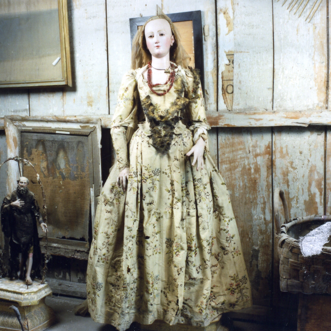 veste da statua - manifattura napoletana (seconda metà sec. XVIII)