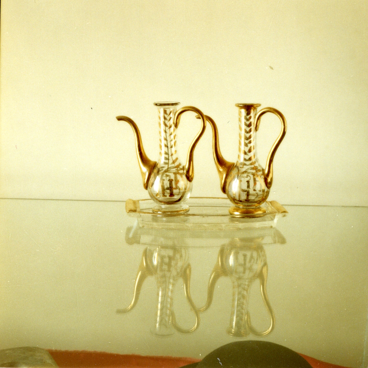 monogramma cristologico (ampolline) - bottega napoletana (prima metà sec. XX)