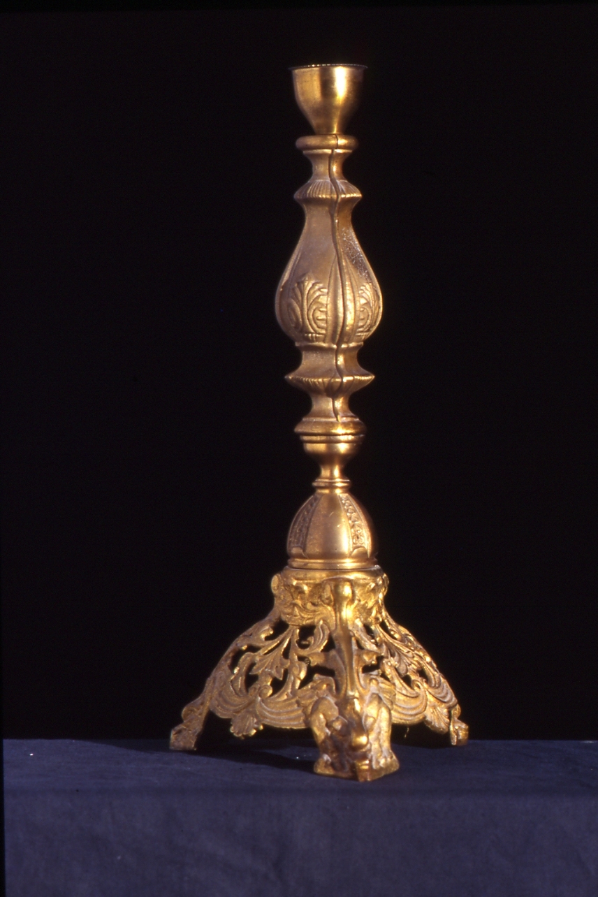 candeliere d'altare - bottega napoletana (seconda metà sec. XIX)