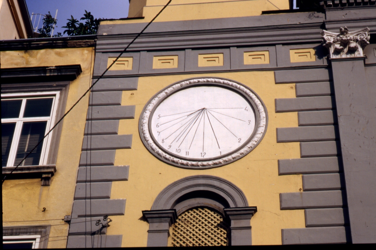 meridiana - bottega napoletana (ultimo quarto sec. XVIII)