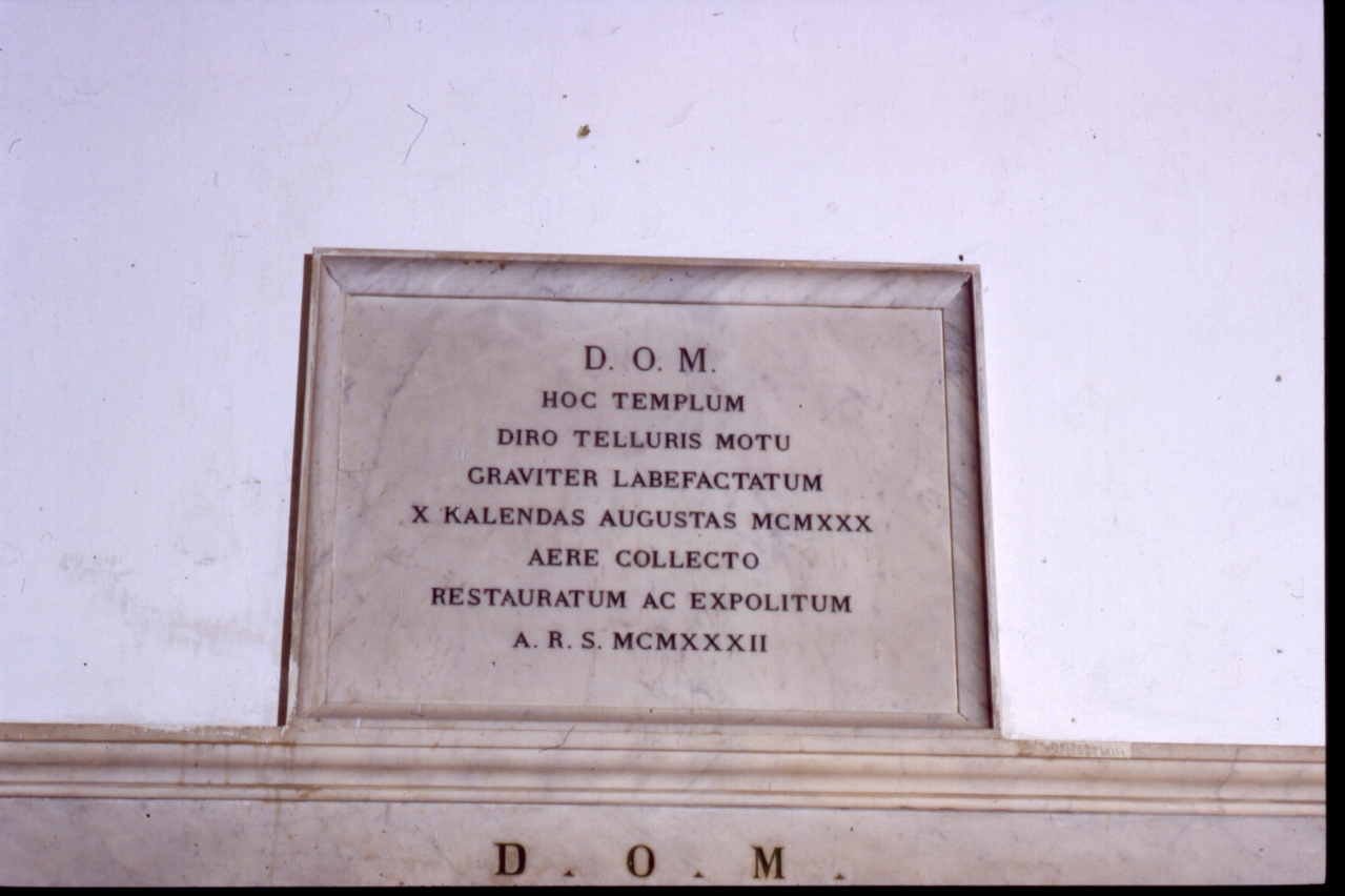 lapide documentaria - bottega napoletana (sec. XX)