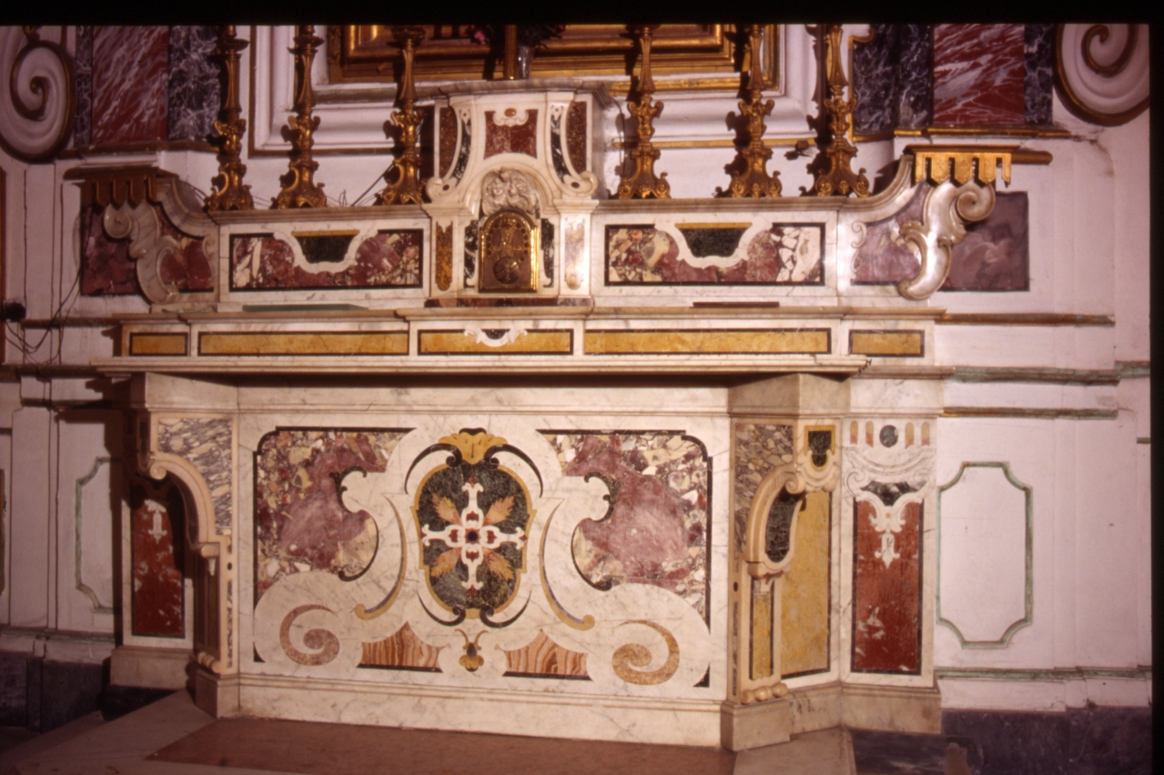 altare - bottega napoletana (prima metà sec. XVIII)