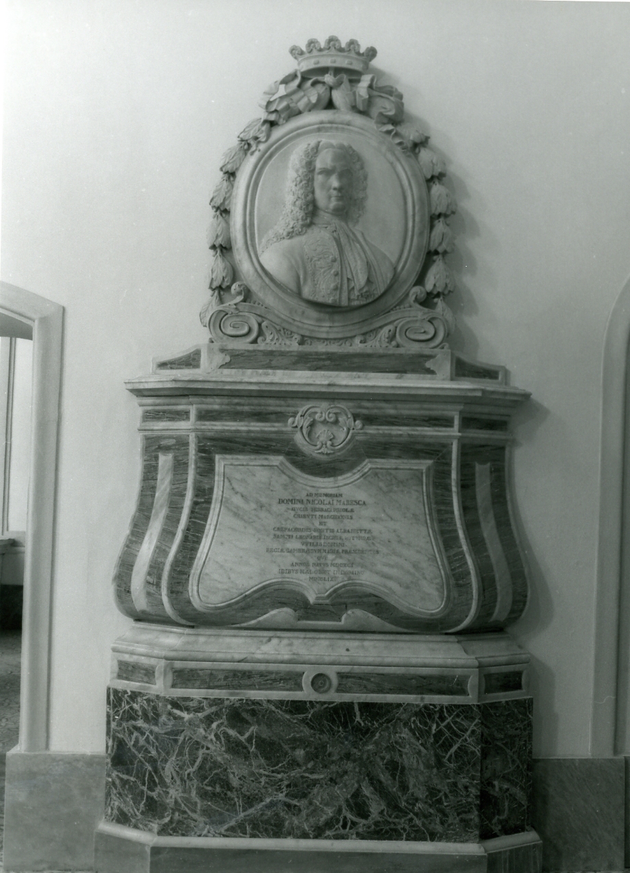 monumento funebre - bottega napoletana (sec. XVIII)