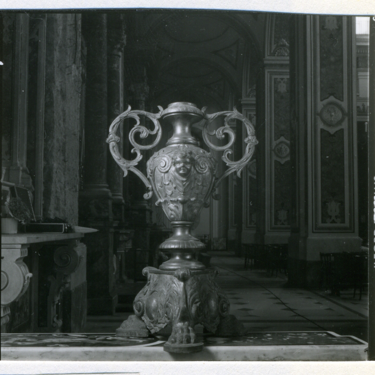 anfora, serie - bottega napoletana (metà sec. XIX)