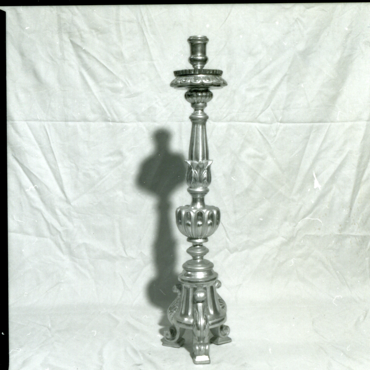CANDELABRO D'ALTARE, SERIE - manifattura napoletana (FINE sec. XIX)